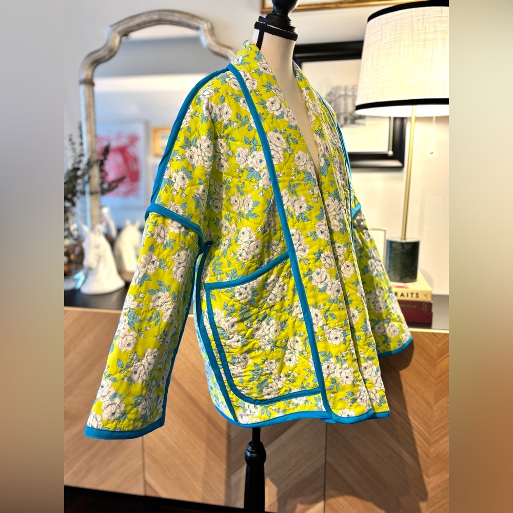 ๐งต HANDMADE (by me!) Floral Quilt Coat Jacket with Blue Trim M-XL - Picture 5 of 15